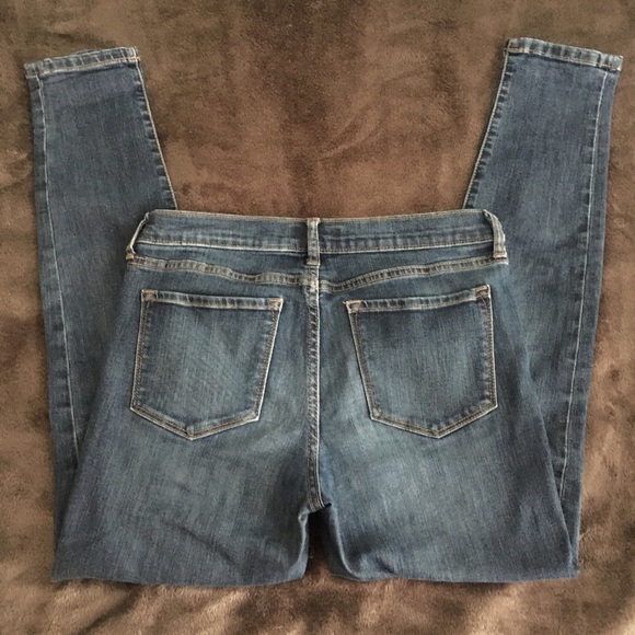 Banana Republic Skinny Jean - Picture 2 of 3
